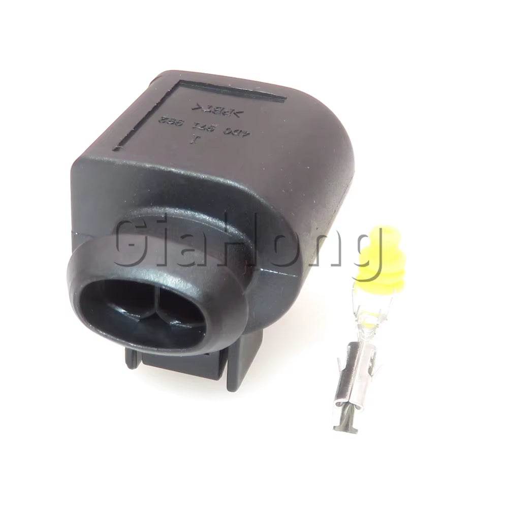 1 Set 2 Way Auto AC Assembly 4D0971992 Car High Pressure Oil Pump Electric Wire Harness Socket for Audi Automobile Sealed Plug