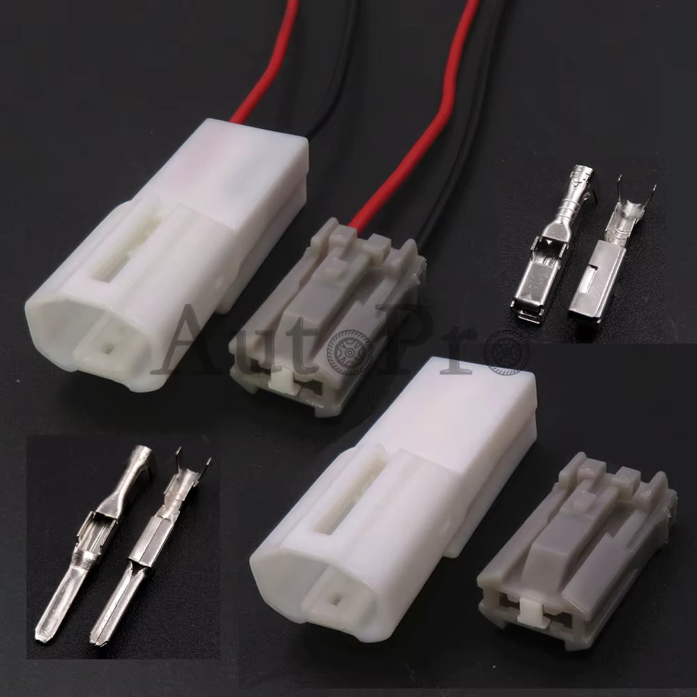 1 Set 2 Hole 7283-8123-40 AC Assembly Car High Brake Light Unsealed Socket Auto Male Female Docking Plug for Toyota MG610850-4